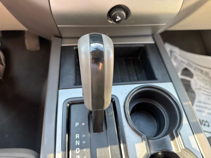 Ford Expedition  2010