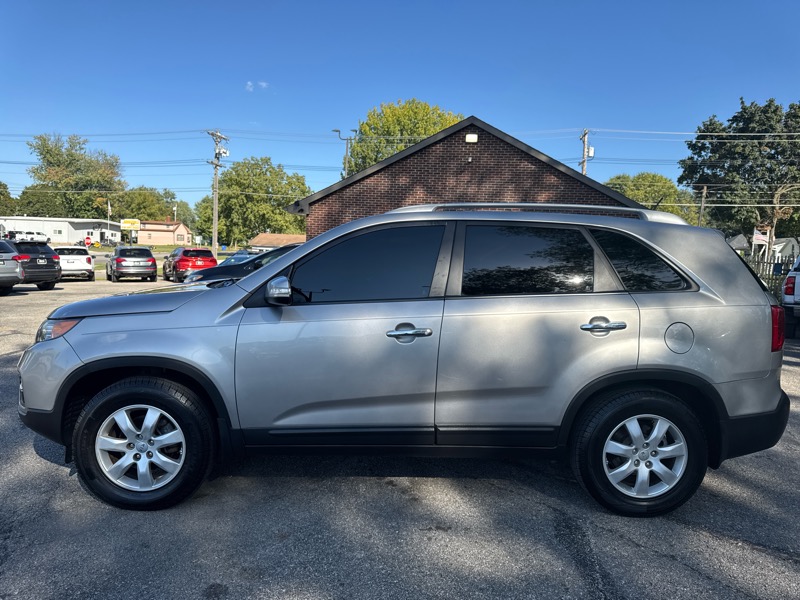 Kia Sorento LX 2WD 2013