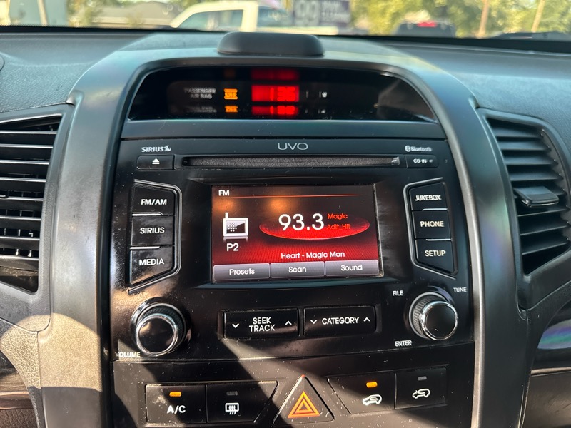 Kia Sorento LX 2WD 2013