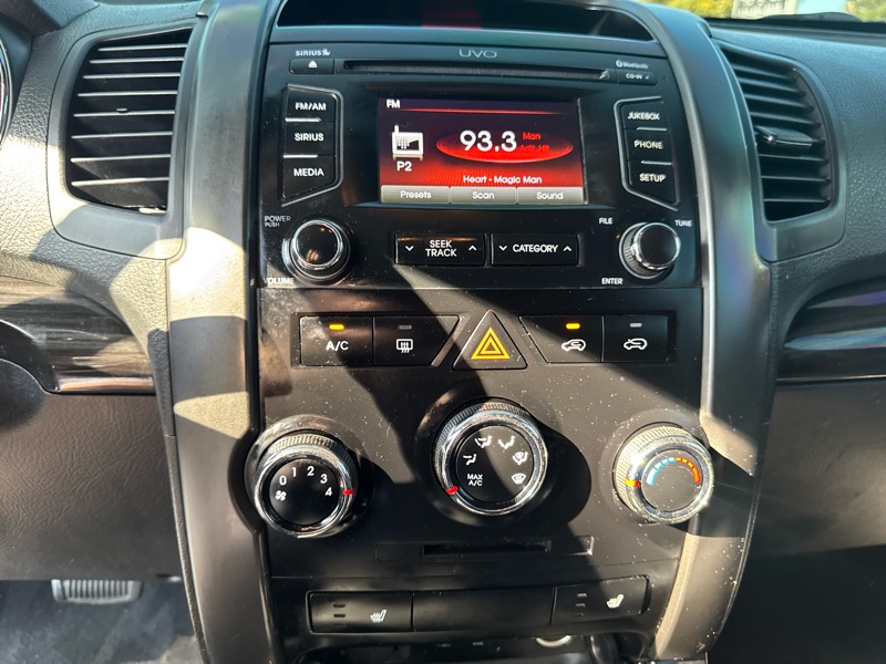 Kia Sorento LX 2WD 2013
