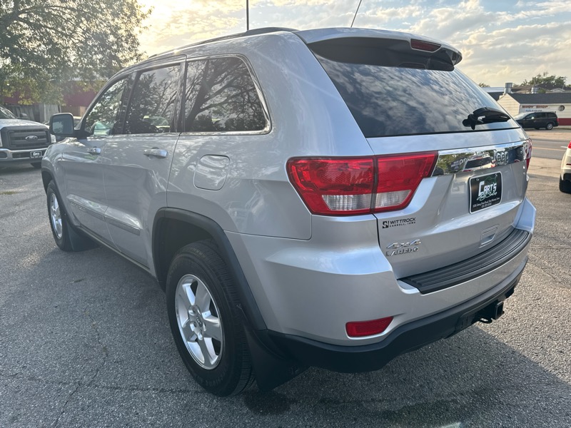 Jeep Grand Cherokee Laredo 4WD 2012