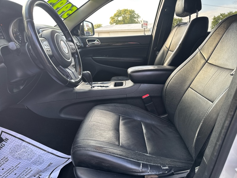 Jeep Grand Cherokee Laredo 4WD 2012