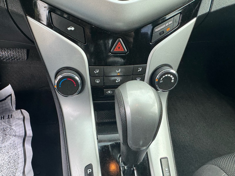 Chevrolet Cruze 1LT Auto 2015