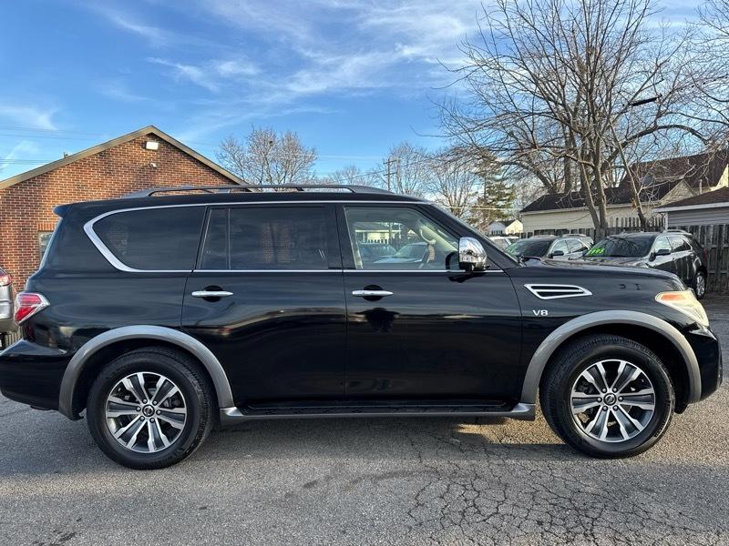 Nissan Armada Platinum AWD 2017