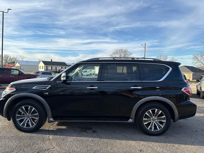 Nissan Armada Platinum AWD 2017