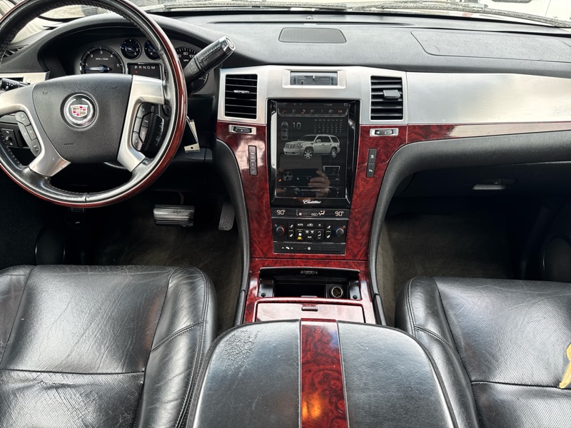 Cadillac Escalade AWD 2008