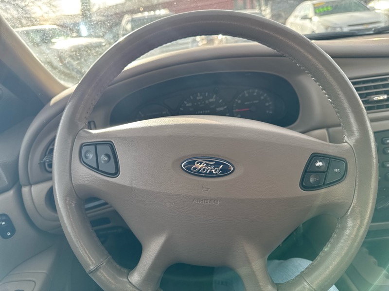 Ford Taurus SES 2003