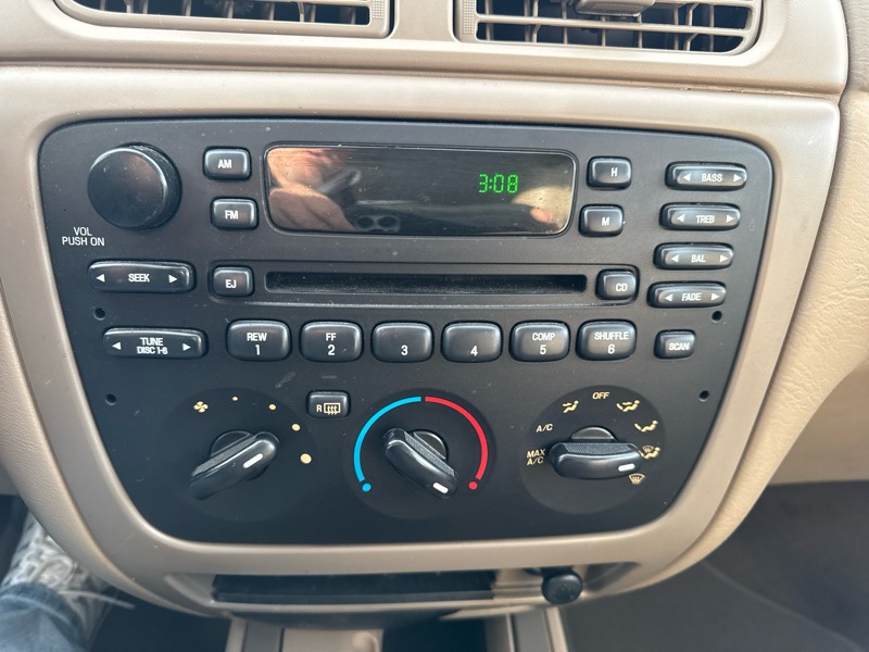 Ford Taurus SES 2003