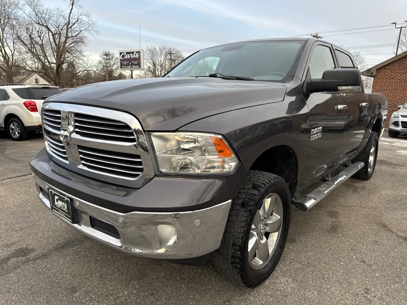 2015 RAM 1500 4WD Crew Cab 149" Big Horn