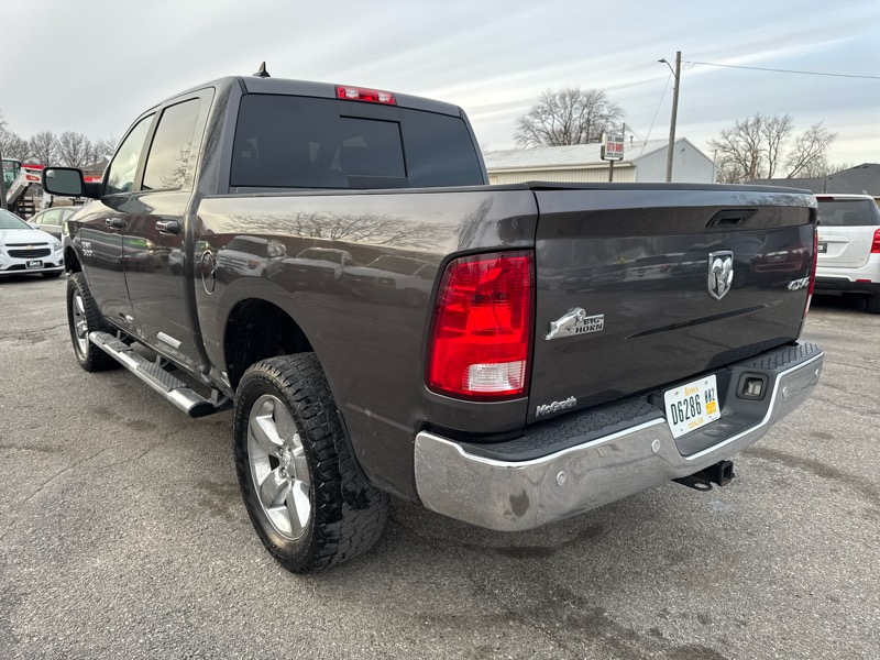 RAM 1500 4WD Crew Cab 149" Big Horn 2015