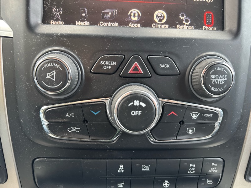 RAM 1500 4WD Crew Cab 149" Big Horn 2015