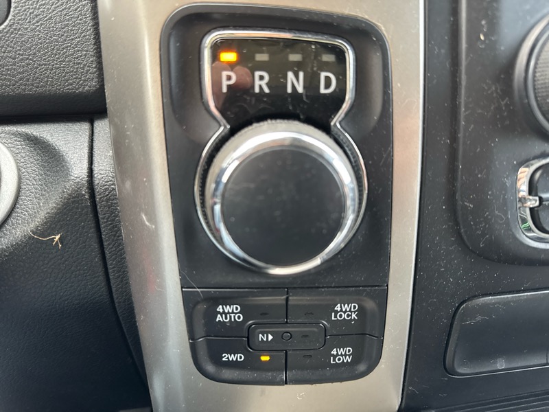 RAM 1500 4WD Crew Cab 149" Big Horn 2015