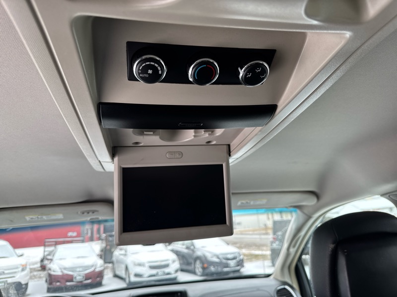 Chrysler Town & Country Touring 2016