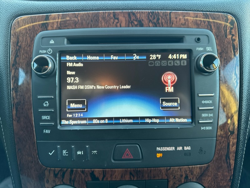 Chevrolet Traverse 1LT FWD 2013