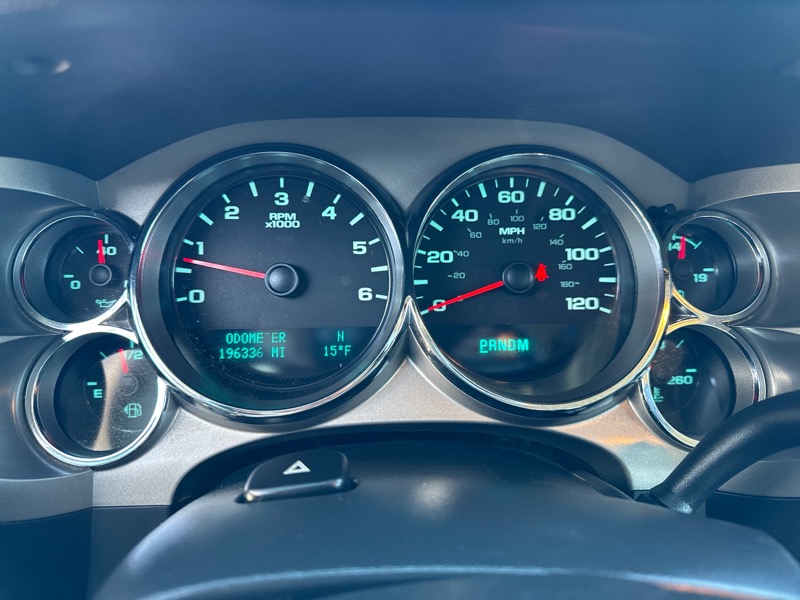 Chevrolet Silverado 1500 1LT Crew Cab 4WD 2011