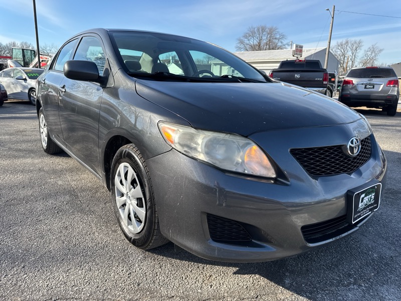 Toyota Corolla 4dr Sdn LE Auto 2010