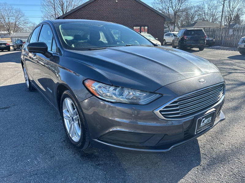 Ford Fusion Hybrid SE 2018