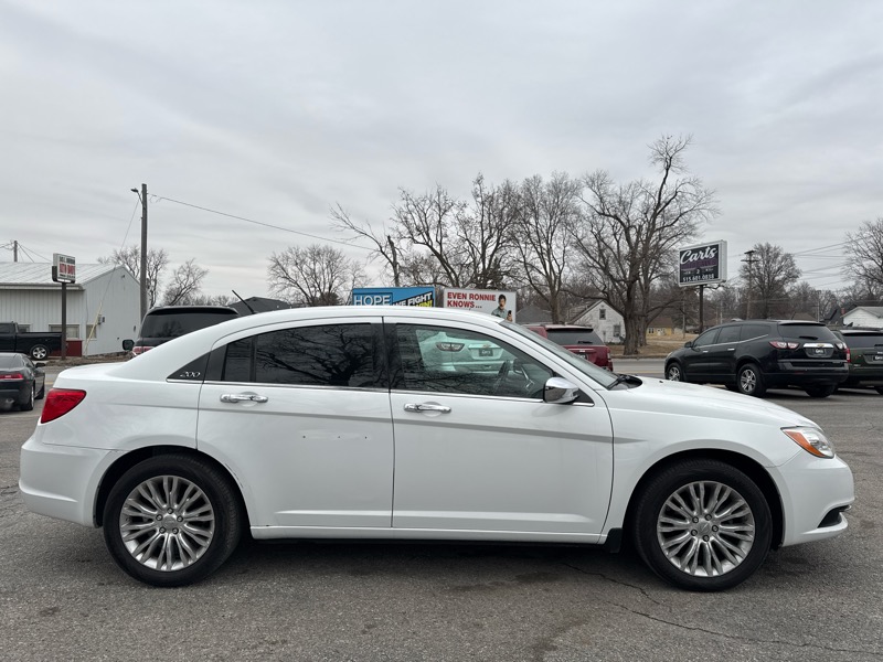 Chrysler 200 Limited 2012