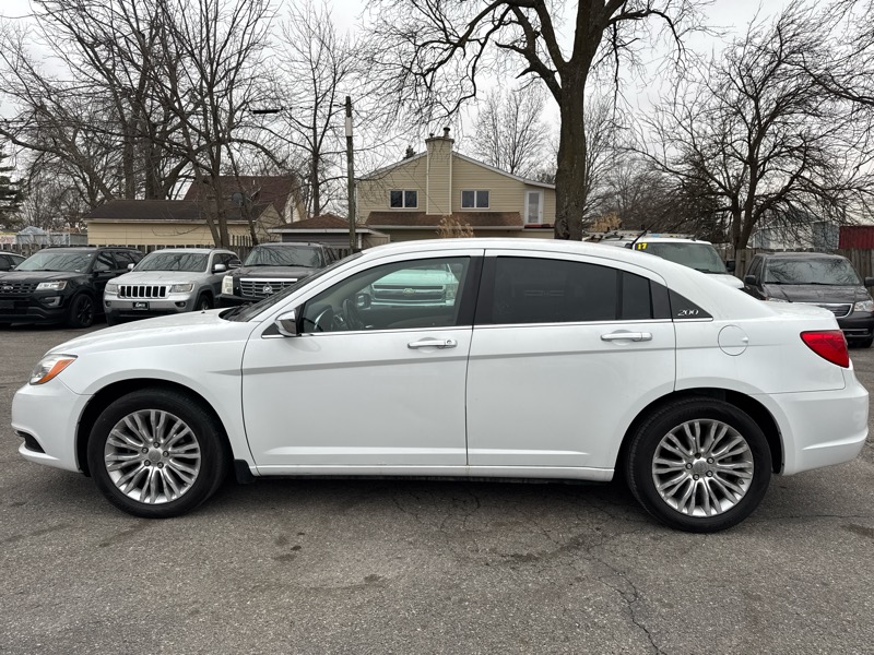 Chrysler 200 Limited 2012