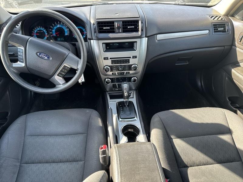 Ford Fusion I4 SE 2011