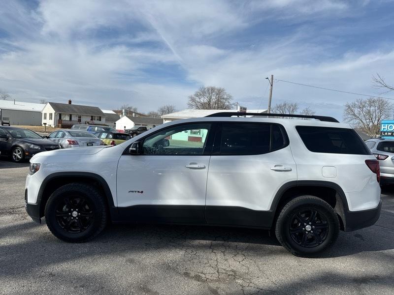 GMC Acadia AWD 4dr AT4 2021