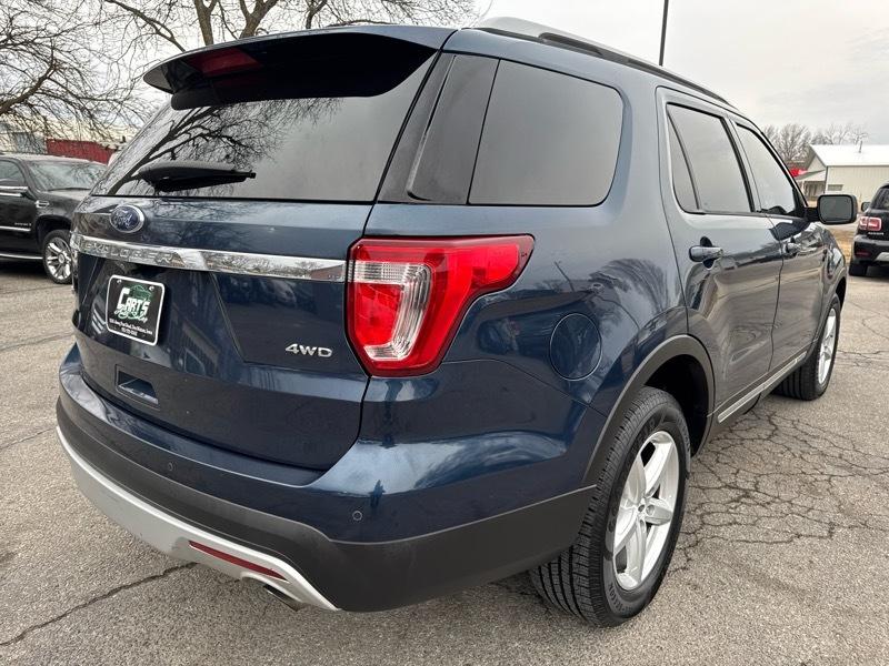Ford Explorer 4dr 112" WB XLT 4WD 2017
