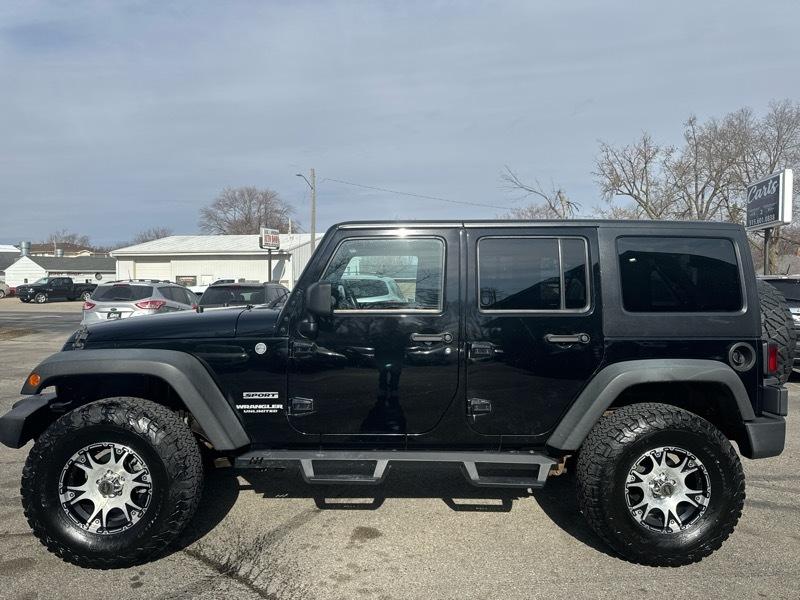 Jeep Wrangler Unlimited Sport 4WD 2011