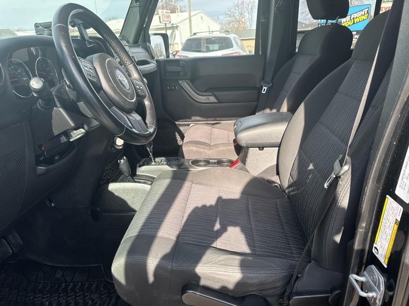 Jeep Wrangler Unlimited Sport 4WD 2011