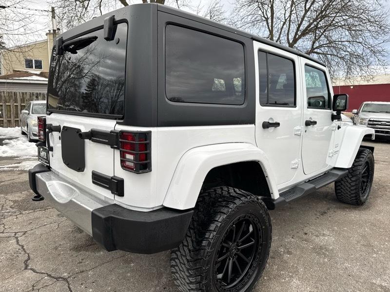 Jeep Wrangler Unlimited Sahara 4WD 2017