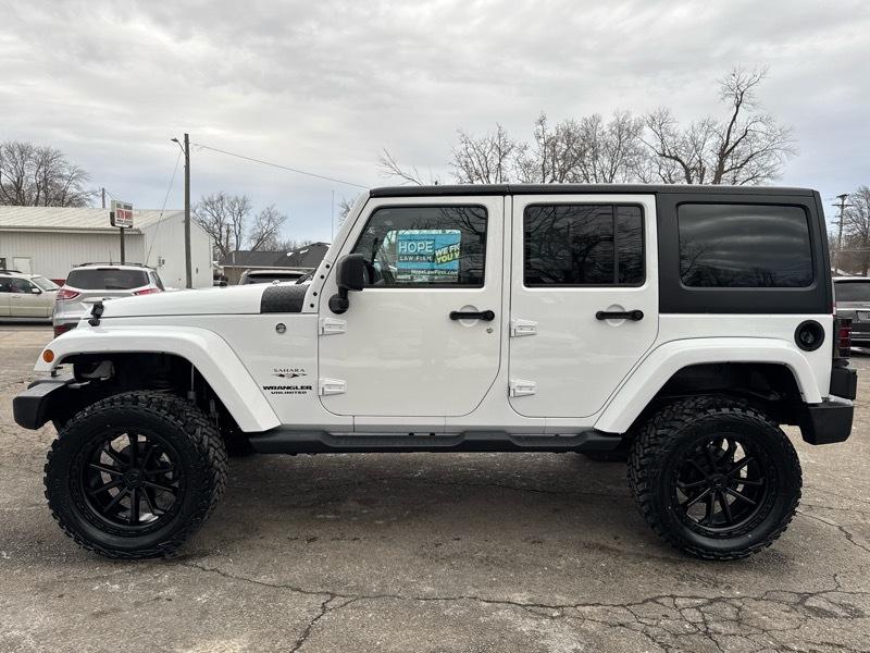 Jeep Wrangler Unlimited Sahara 4WD 2017