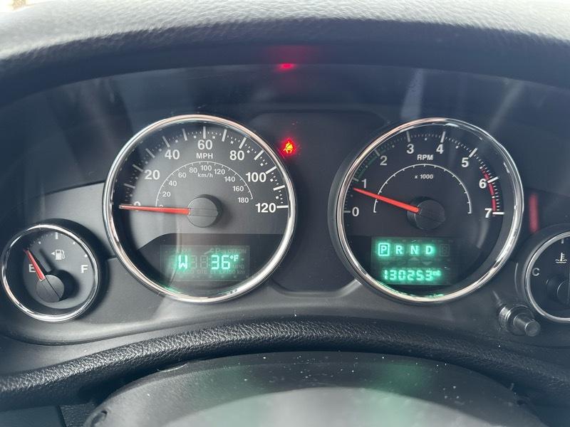 Jeep Wrangler Unlimited Sahara 4WD 2017