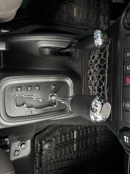 Jeep Wrangler Unlimited Sahara 4WD 2017