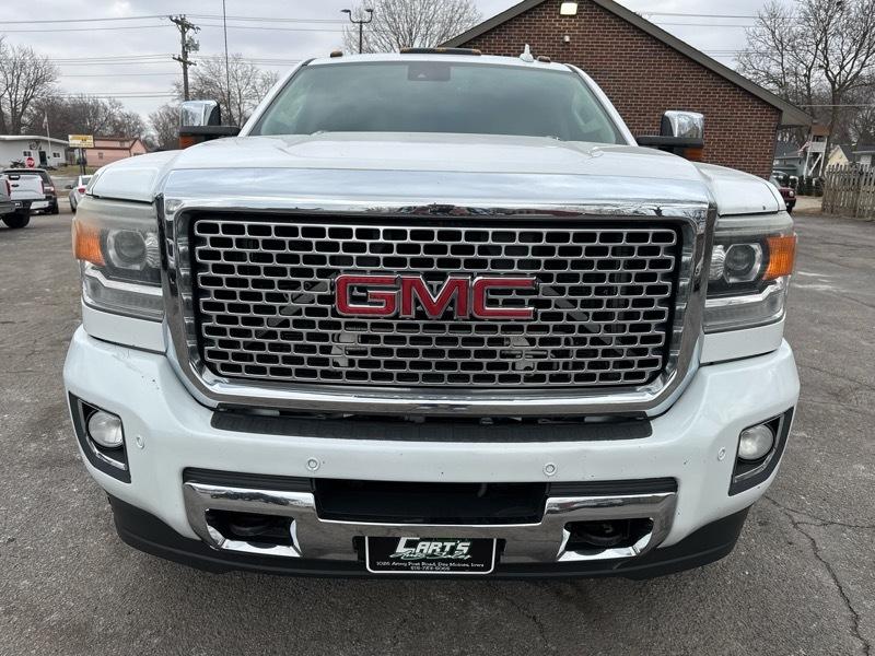 GMC Sierra 2500HD Denali Crew Cab 4WD 2015