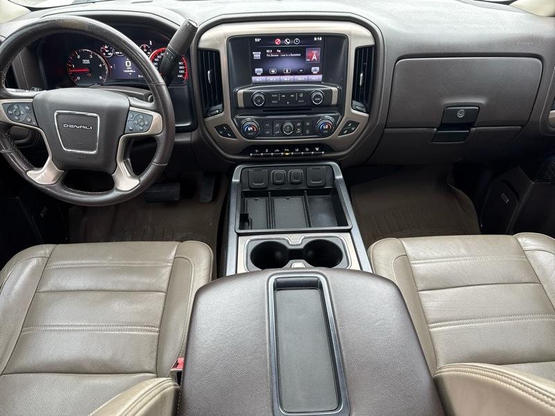 GMC Sierra 2500HD Denali Crew Cab 4WD 2015