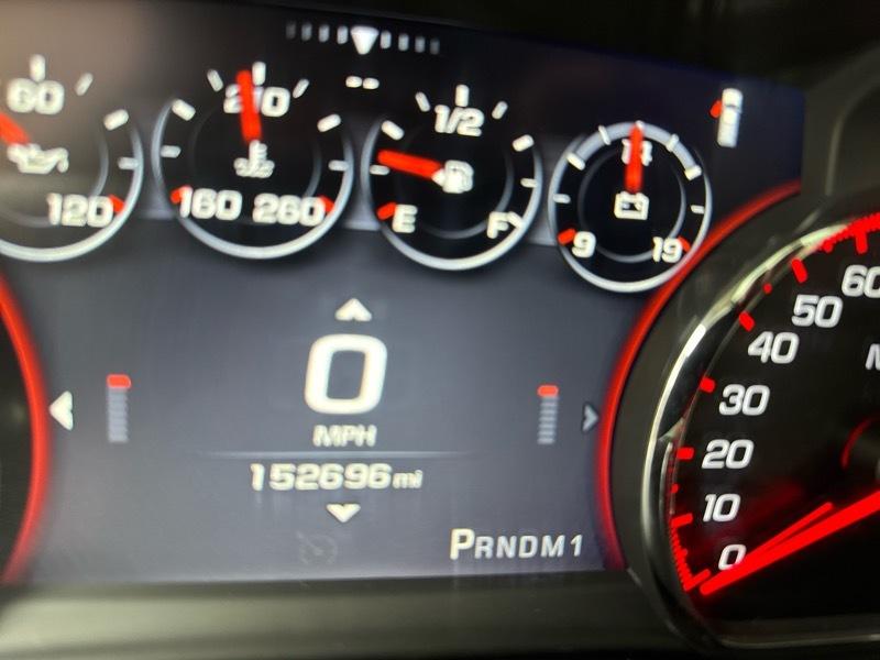 GMC Sierra 2500HD Denali Crew Cab 4WD 2015