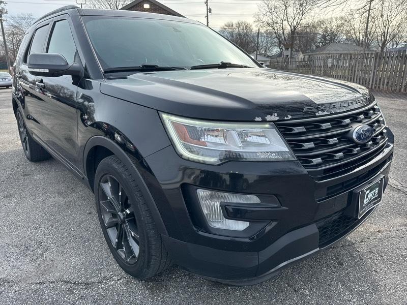 Ford Explorer 4dr 114" WB 4.0L Limited 2017