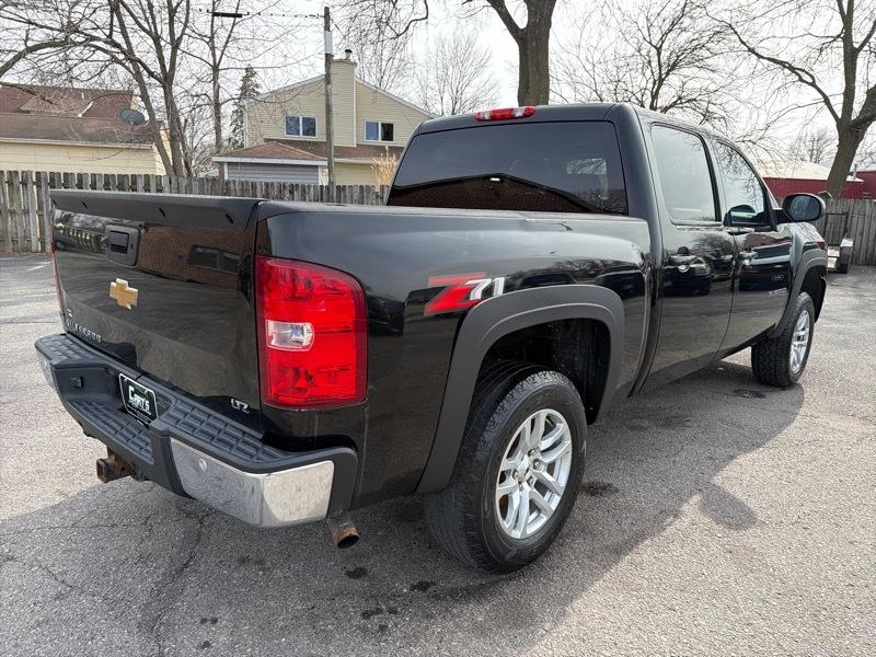Chevrolet Silverado 1500 4WD Crew Cab 153.0" LTZ w/2LZ 2012