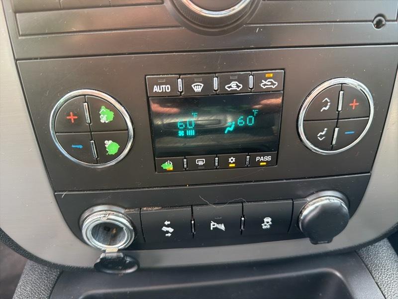 Chevrolet Silverado 1500 4WD Crew Cab 153.0" LTZ w/2LZ 2012