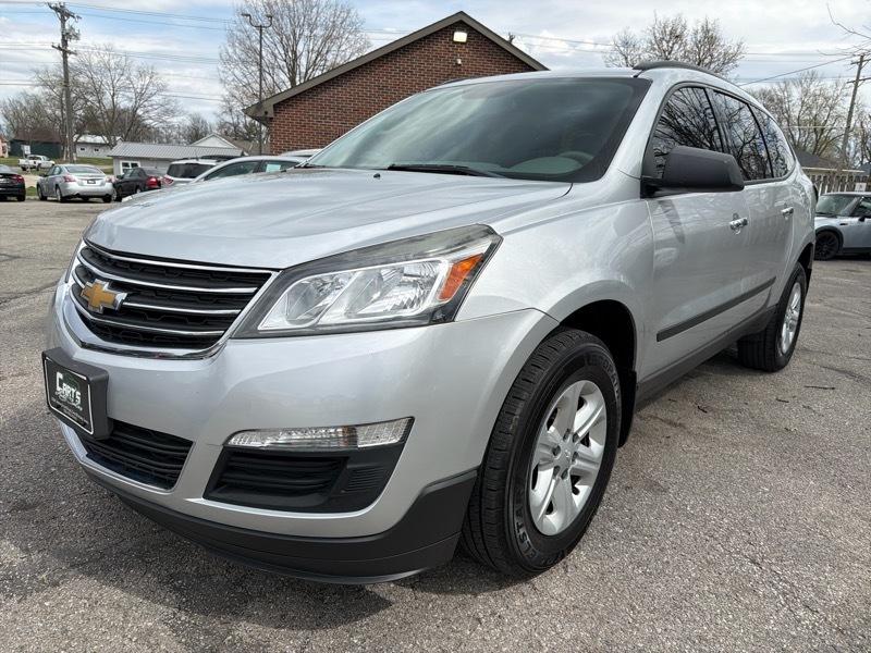 2017 Chevrolet Traverse LS AWD w/PDC