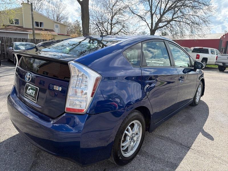Toyota Prius Prius V 2010