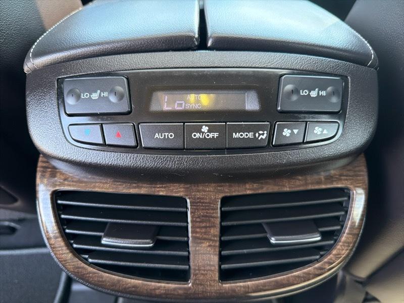 Acura MDX 6-Spd AT w/Advance Package 2011