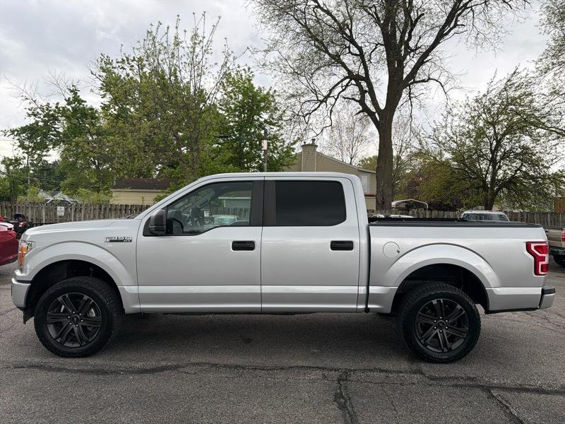 Ford F-150 4WD SuperCrew 145" STX 2018
