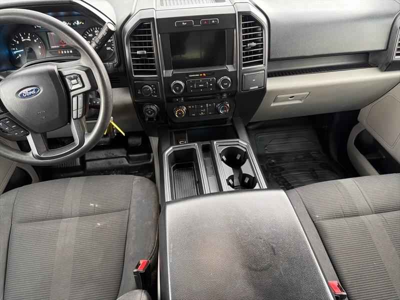 Ford F-150 4WD SuperCrew 145" STX 2018