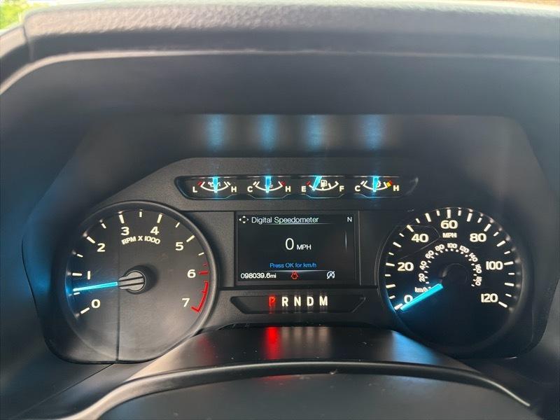 Ford F-150 4WD SuperCrew 145" STX 2018