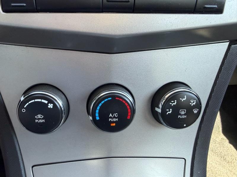 Chrysler Sebring Sedan Limited 2010