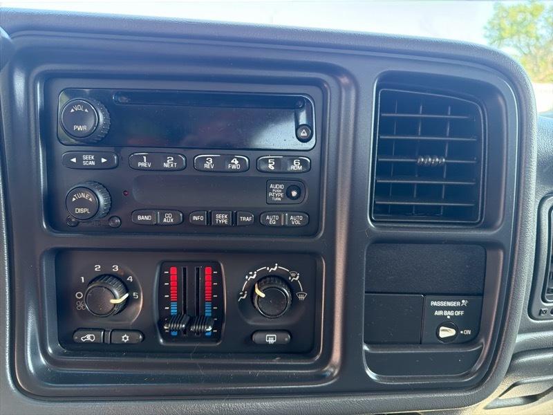 Chevrolet Silverado 2500HD 4WD Double Cab 149" LT 2004