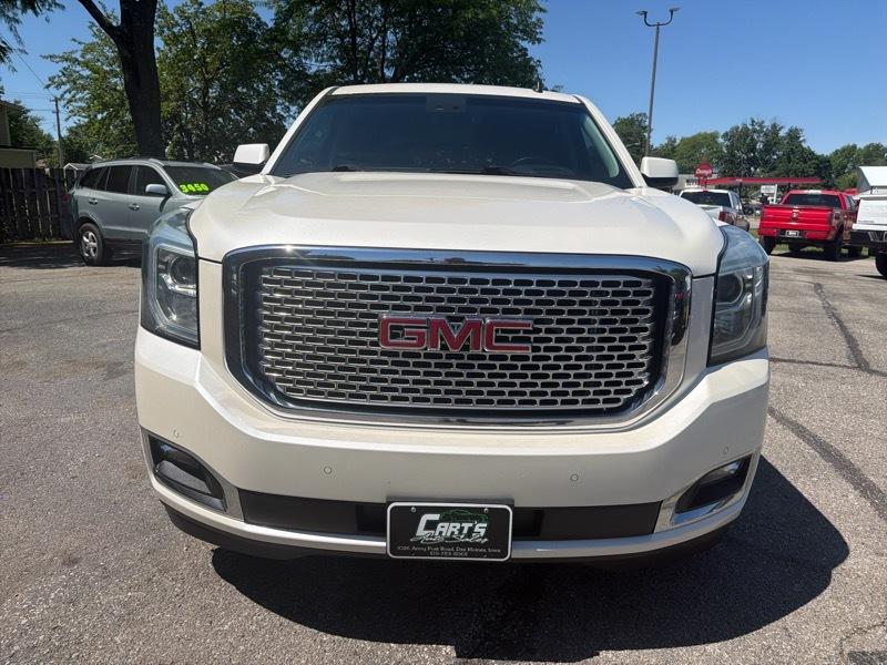 GMC Yukon Denali 4WD 2015