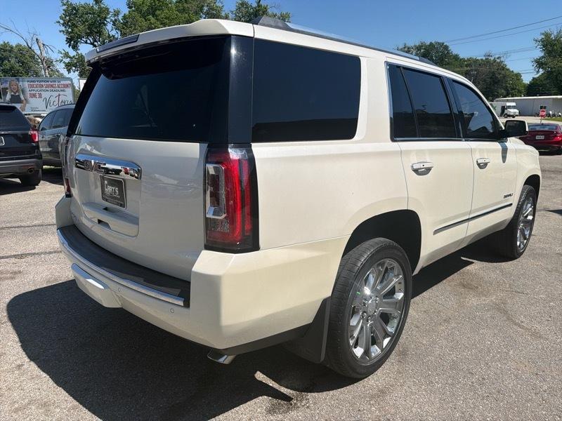 GMC Yukon Denali 4WD 2015