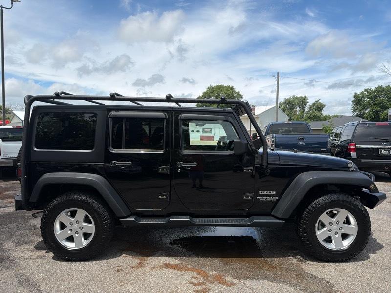 Jeep Wrangler Unlimited Sport 4WD 2013