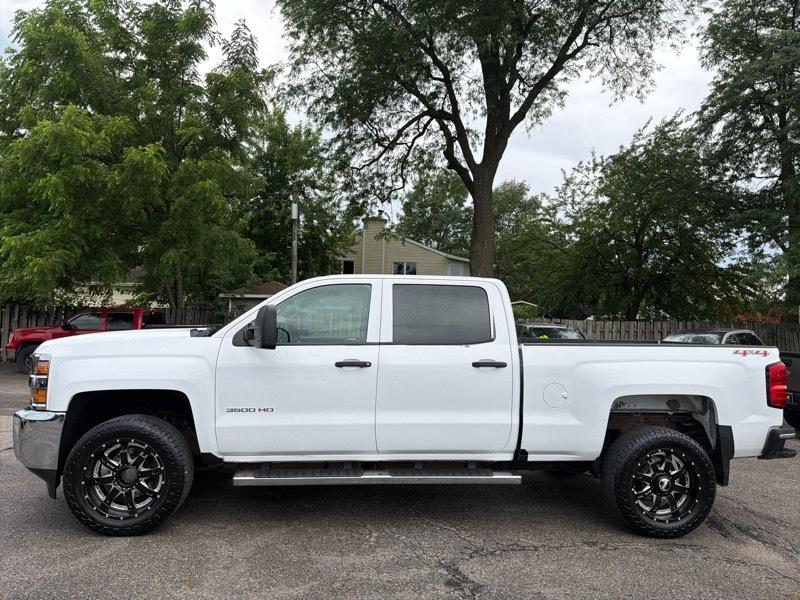 Chevrolet Silverado 3500HD Work Truck Crew Cab 4WD 2016
